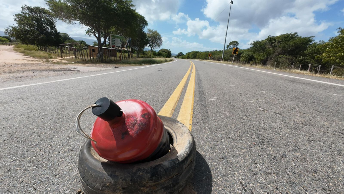 Atentados, dos atentados a vía ferroviaria de Cerrejón y símbolos de intimidación en menos de 24 horas

 – Tinta clara