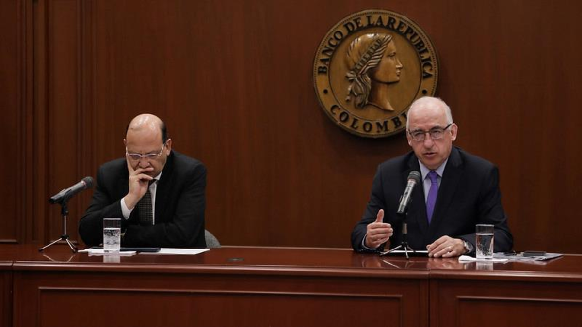 La emergencia económica del Gobierno de Gustav Petar traería 5×1.000 y gravaría la propiedad empresarial

 – Tinta clara