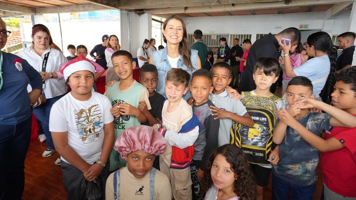 En una Navidad sin recursos públicos, 56 entidades municipales y aliados privados tejieron momentos de alegría y tradición

 – Tinta clara