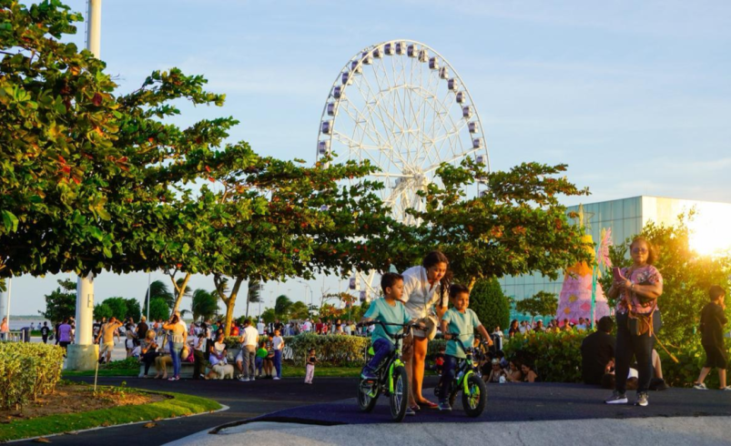 El Gran Malecón de Barranquilla recibió cerca de 112.000 visitantes durante el 24 y 25 de diciembre

 – Tinta clara