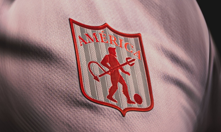 ’10’ crack de peso internacional

 – Tinta clara