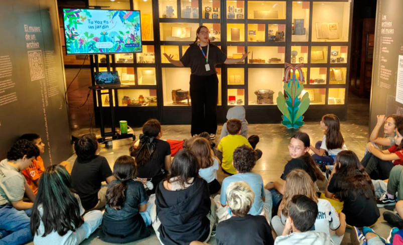 Así construye Medellín una cartografía literaria tejida con palabras, emociones y raíces comunes

 – Tinta clara