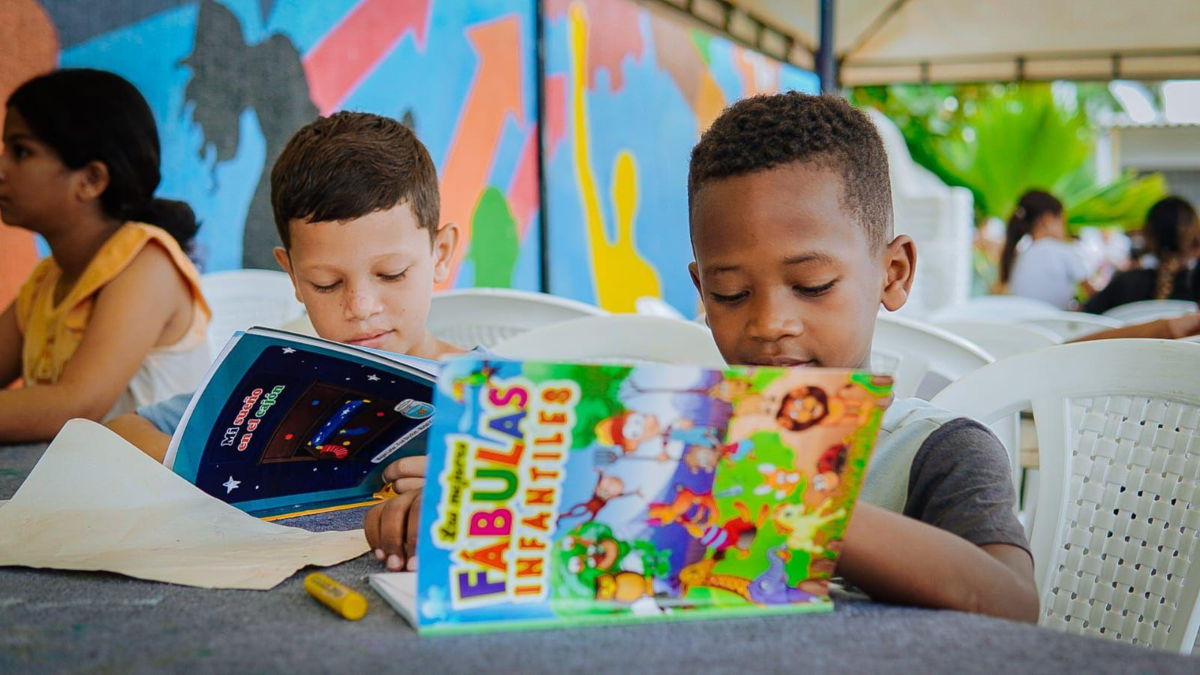 Barranquilla gana premio nacional por su modelo educativo innovador

 – Tinta clara