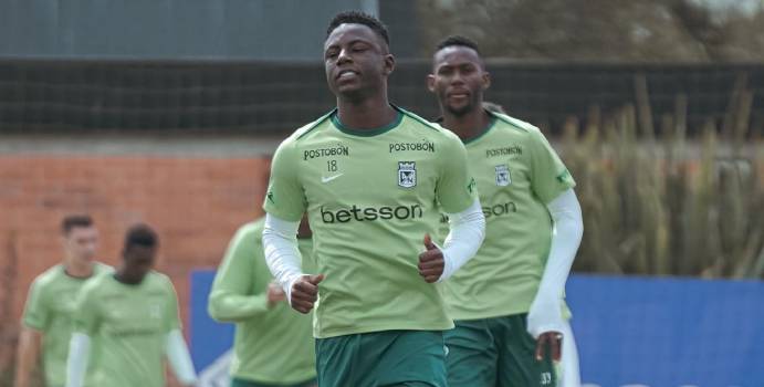 Boca Juniors vuelve a interesarse por Marino Hinestroza

 – Tinta clara