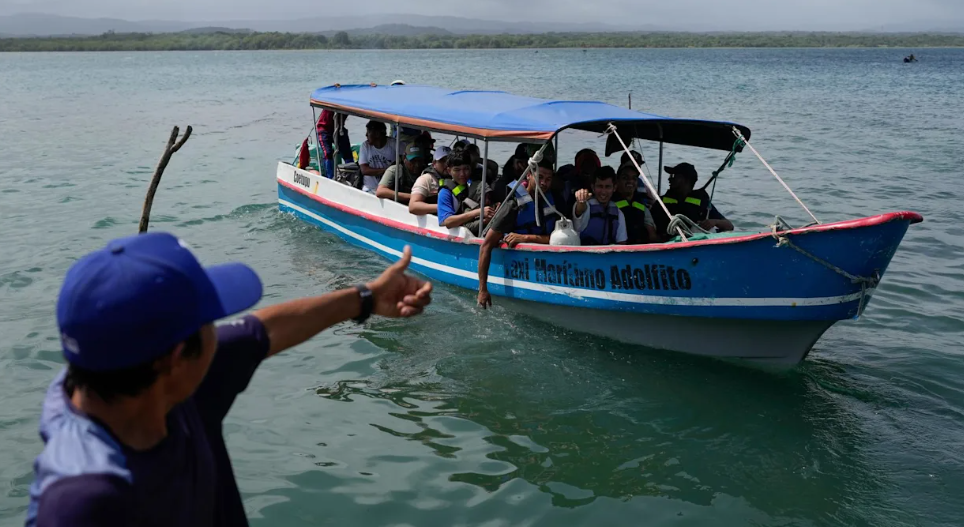 Fin de la era de la inmigración: DHS pone fin a los programas de reunificación familiar debido a fraude y riesgos de seguridad – EXTRA

 – Tinta clara