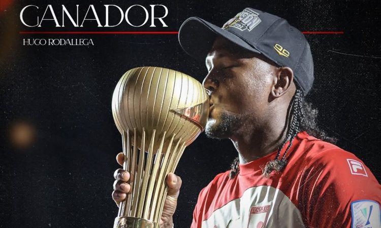 Hugo Rodallega de Santa Fe

 – Tinta clara