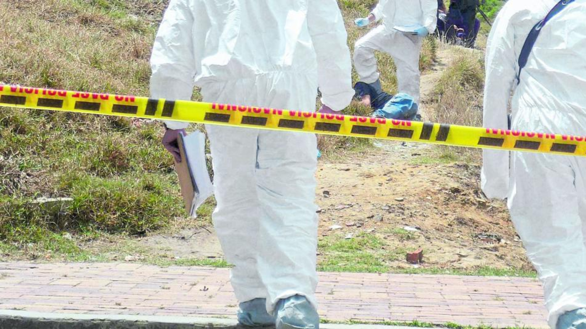 Tenían quemaduras y signos de asfixia.

 – Tinta clara