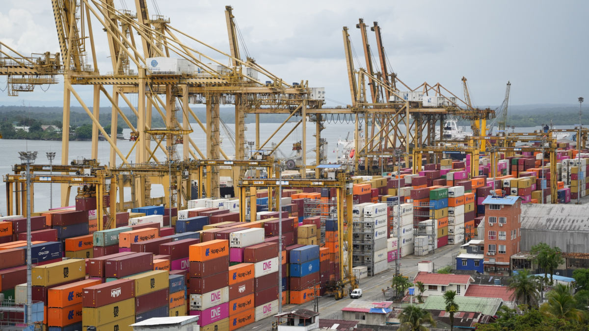 Industrias de limpieza, farmacéutica y alimentaria, entre las más afectadas

 – Tinta clara