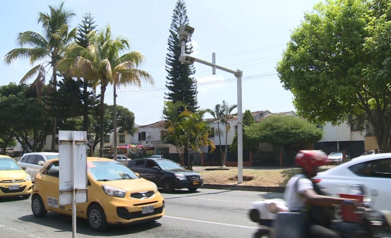 ¿Tendrá cabida en el Congreso la propuesta de la Secretaría de Movilidad de Cali para reducir el valor de las multas de tránsito? Así pretende hacerlo

 – Tinta clara