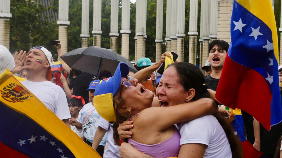 las historias de los venezolanos en Colombia en medio de la caída de Maduro y la promesa de una transición

 – Tinta clara