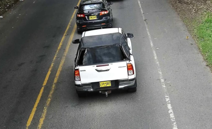 Película persecución a disidentes de las FARC que secuestraron a dos trabajadores y robaron una camioneta: así fue la captura

 – Tinta clara