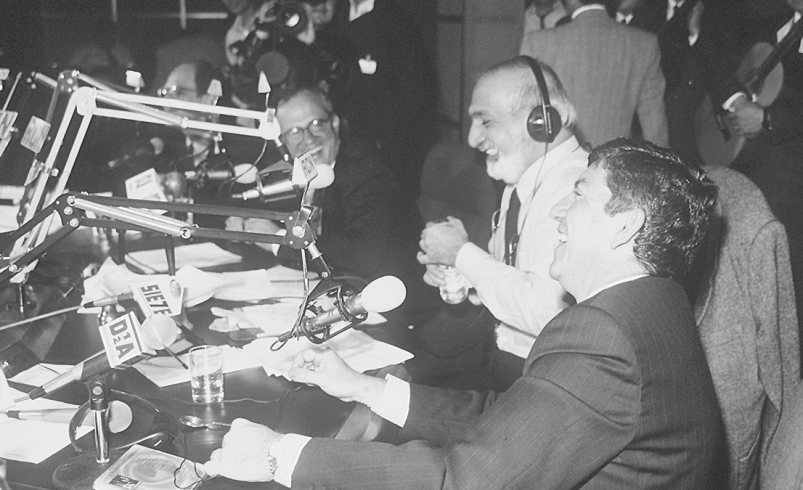 Discurso del presidente Eduardo Santos ante la llegada de la emisora ​​nacional al país

 – Tinta clara