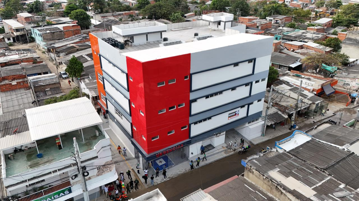 Distrito de Cartagena entregó el Hospital Nelson Mandela, un ‘elefante blanco’ que tardó 14 años en construirse

 – Tinta clara