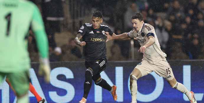 Camilo Durán anotó en la victoria del Qarabag en la Liga de Campeones

 – Tinta clara