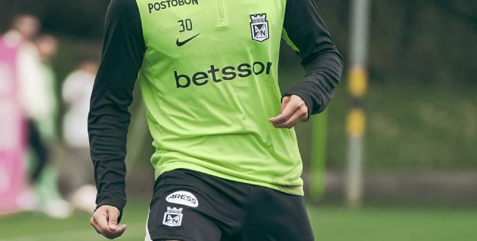 Peñarol se interesa por Juan Bauzá de Nacional

 – Tinta clara