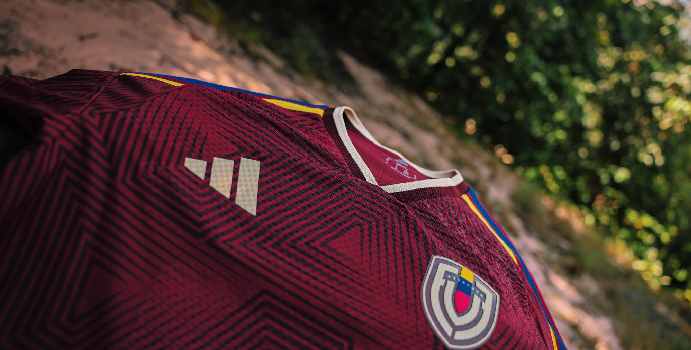 Un exjugador del FPC dirigirá a la Selección de Venezuela

 – Tinta clara