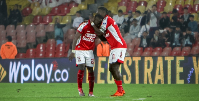 La ‘Shirra’ Mosquera de héroe a villano en la eliminatoria santafesina

 – Tinta clara