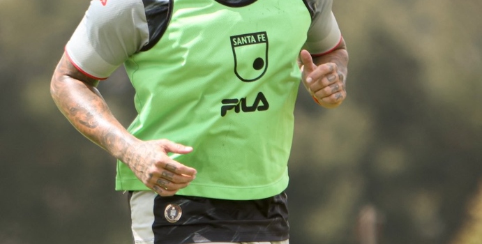 Firmó con Santa Fe y está listo para debutar: llegó gratis

 – Tinta clara