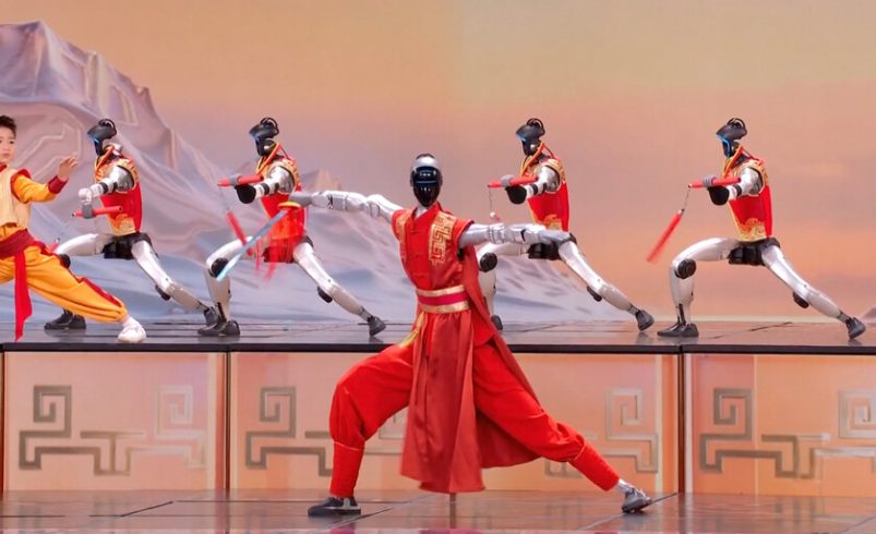 China llevó robots humanoides al programa de televisión más grande del país: les hizo practicar kung-fu con precisión milimétrica

 – Tinta clara