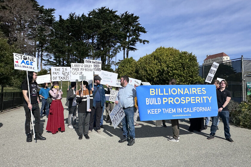 Alguien está tan preocupado por el éxodo de millonarios de California a Miami que incluso han organizado una manifestación

 – Tinta clara
