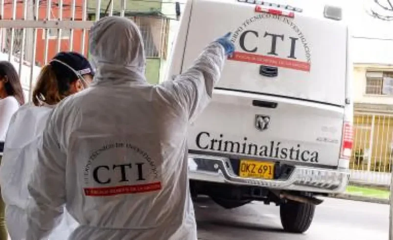 Autoridades investigan hallazgo de partes de restos humanos en la planta de bombeo de aguas residuales de Paso del Comercio, en Cali

 – Tinta clara