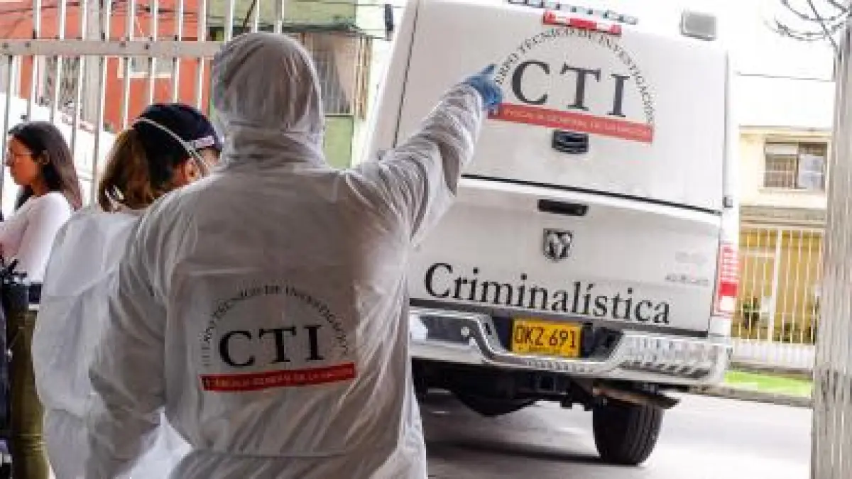 Autoridades investigan hallazgo de partes de restos humanos en la planta de bombeo de aguas residuales de Paso del Comercio, en Cali

 – Tinta clara