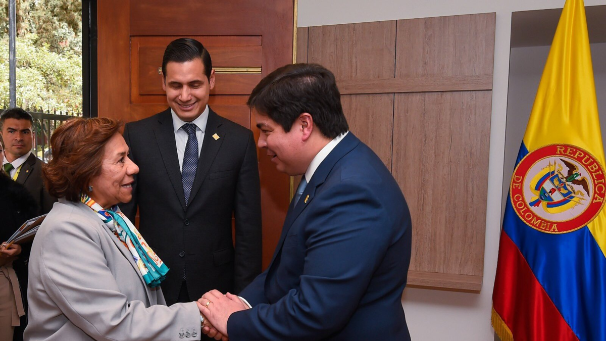 Transportistas y sindicatos alistan movilización entre Ipiales y Rumichaca, por la compleja situación comercial

 – Tinta clara