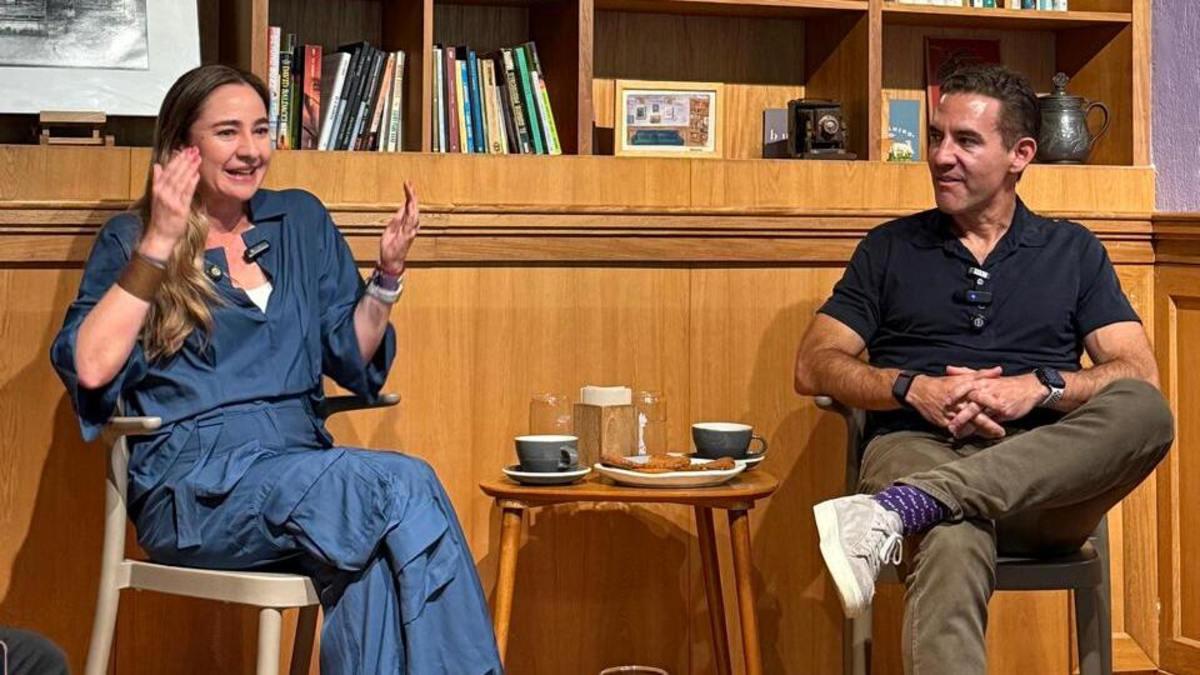 David Vélez cuestiona el aumento del 23,7 por ciento del salario mínimo y advierte sobre los efectos en el empleo y la inflación

 – Tinta clara