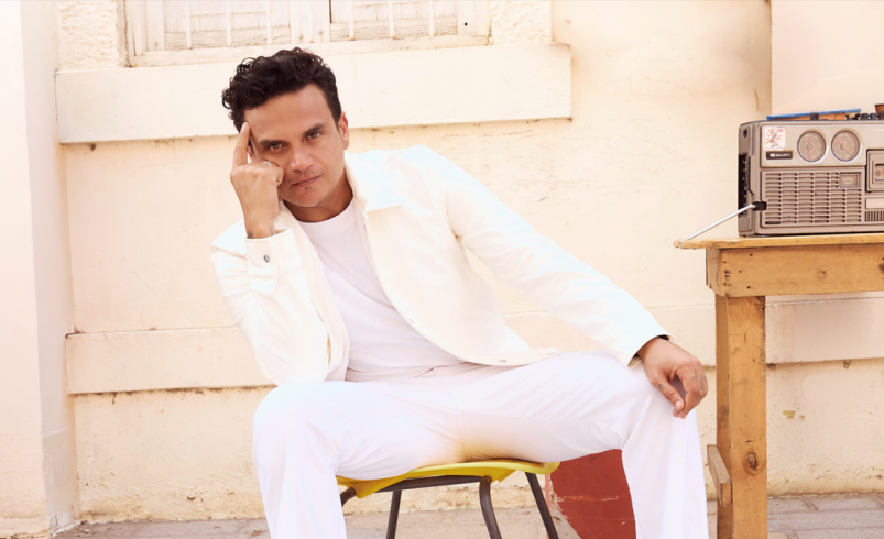 Silvestre Dangond presenta ‘Ganas De Tenerla’ junto a Luis Díaz

 – Tinta clara