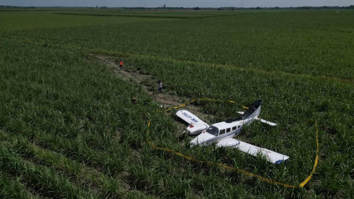Las evidencias que analizarán las autoridades para determinar las causas del accidente de la avioneta que cubría la ruta de Popayán a Cali.

 – Tinta clara