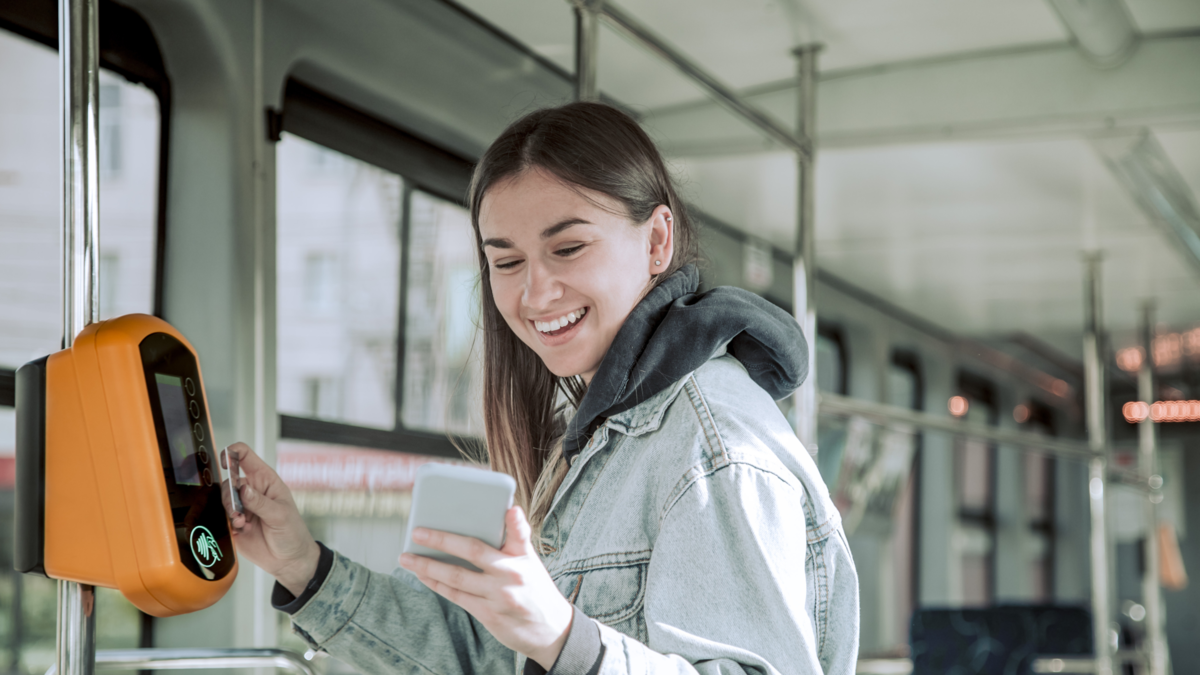 Ahora más de 4,5 millones de usuarios de dale!, la billetera digital de Grupo Aval, pueden recargar su tarjeta Tullave desde la app

 – Tinta clara