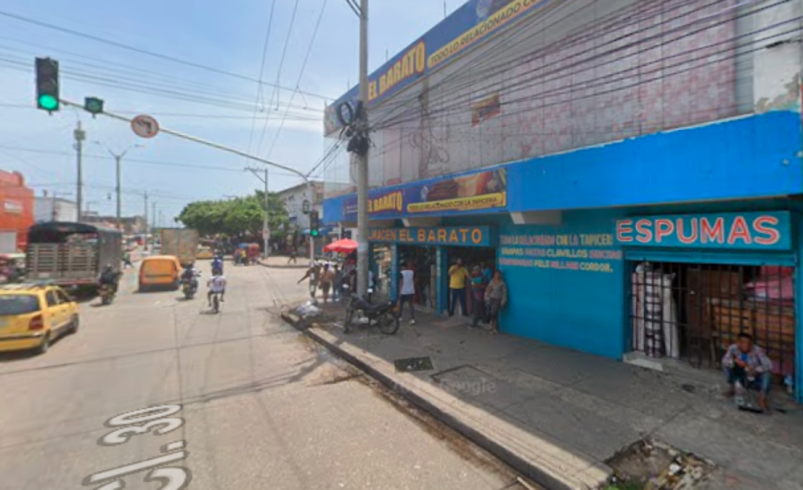 Mototaxista recibe 14 disparos frente a la iglesia de San Roque

 – Tinta clara