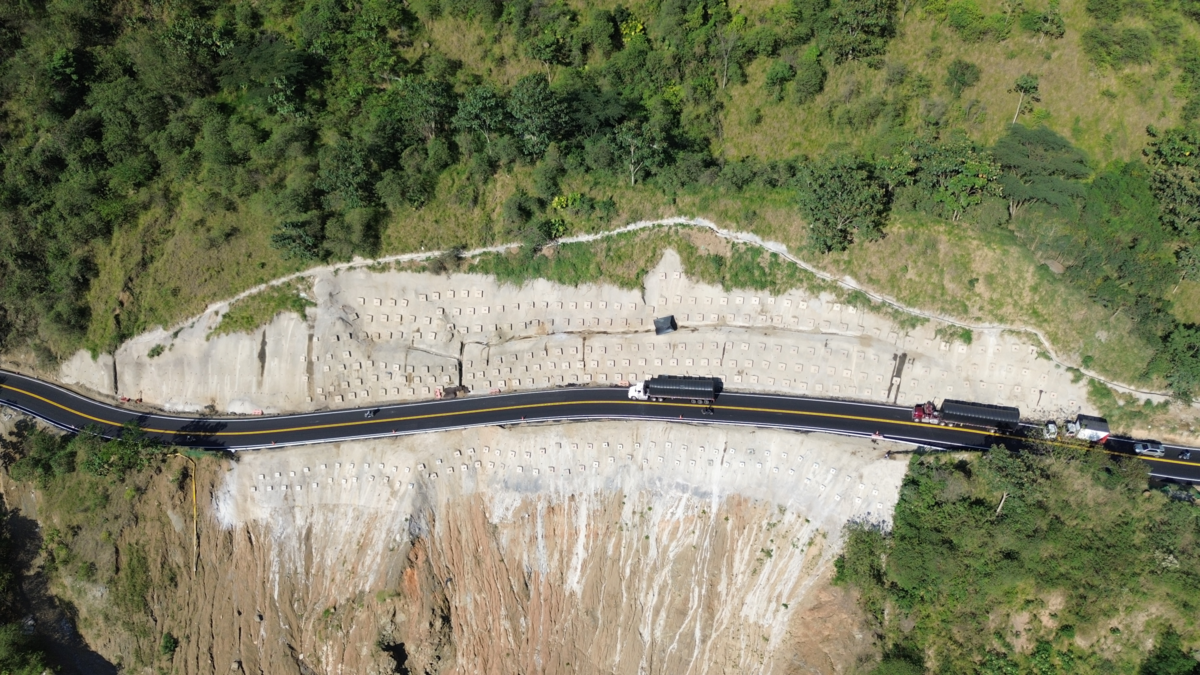 Culminan obras críticas en medio del complejo rompecabezas de la ruta 4G Pacífico 1

 – Tinta clara