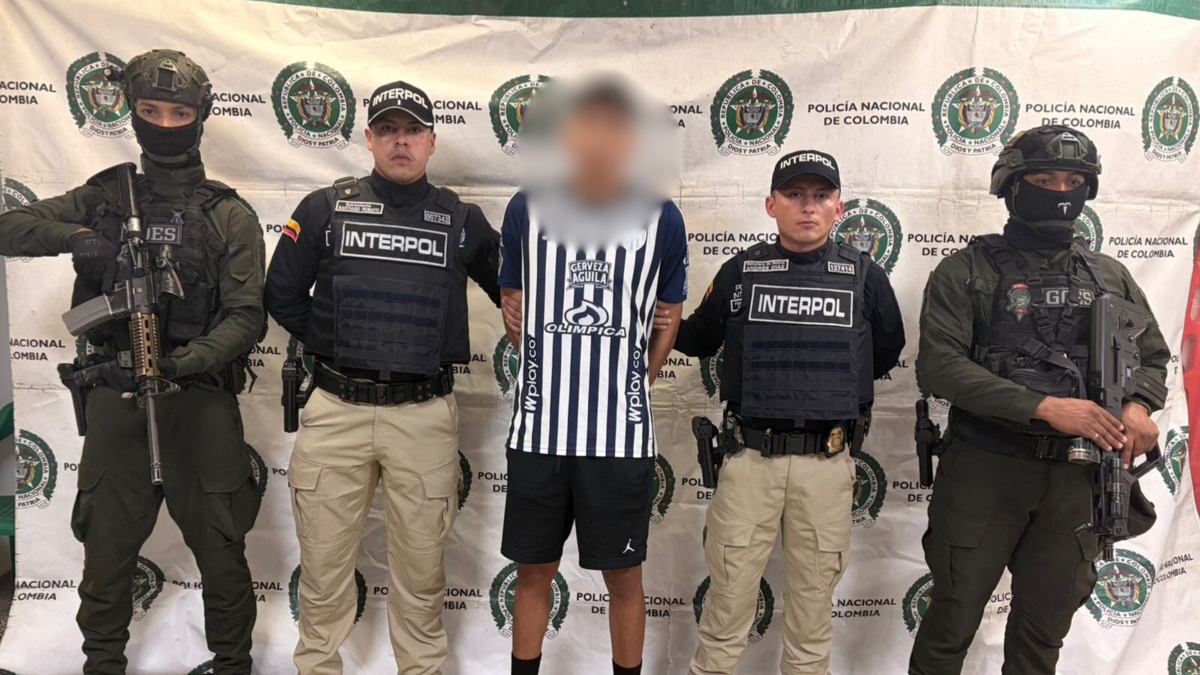 Capturan en Barranquilla a un hombre con circular roja de Interpol, acusado de cometer un homicidio en España: esta era su identidad

 – Tinta clara