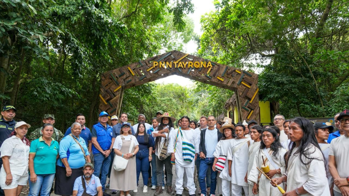 Autoridades logran cierre total del parque Tayrona tras tregua con el pueblo indígena Kogui; comenzaron las mesas de diálogo

 – Tinta clara