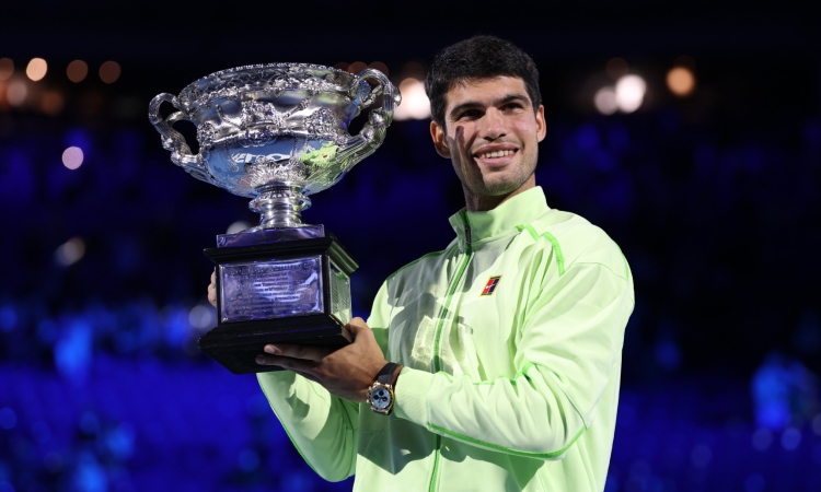 Alcaraz vence a Djokovic en Australia y completa el Grand Slam

 – Tinta clara