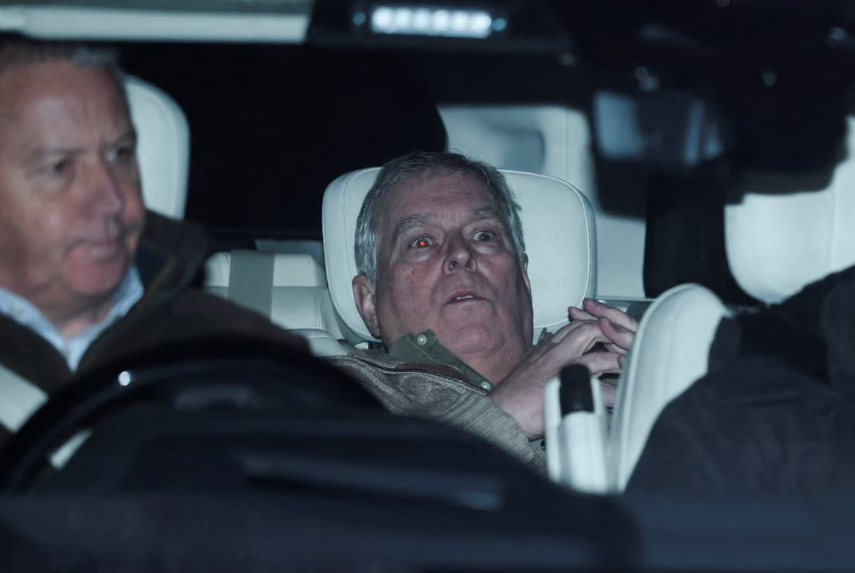 Detención del ex príncipe Andrés sacude a la monarquía británica en medio de nuevas acusaciones – EXTRA

 – Tinta clara