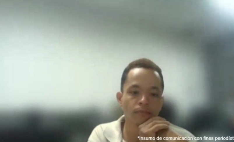 Capturan a hombre en Manrique por retener a su pareja

 – Tinta clara