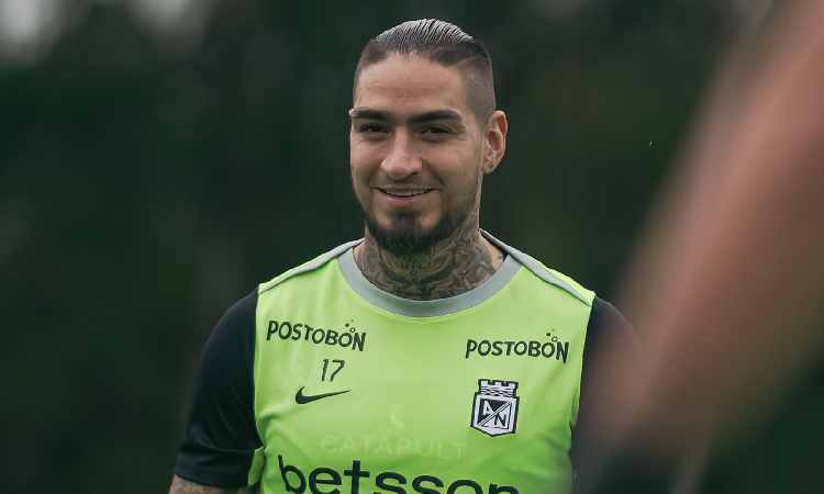 La promesa de Cristian Arango a la afición del Atlético Nacional

 – Tinta clara