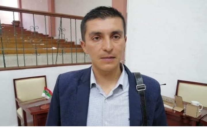 Concejal denuncia cifras confusas en la gestión del intendente Amílcar Pantoja – EXTRA

 – Tinta clara