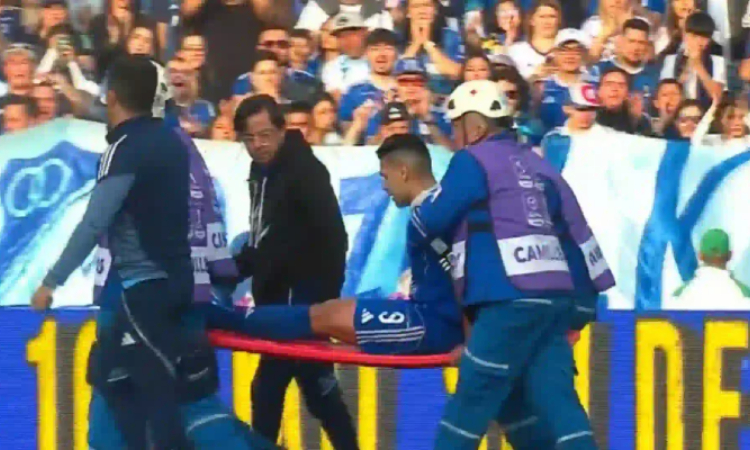 Radamel Falcao se lesionó en el partido ante Llaneros

 – Tinta clara