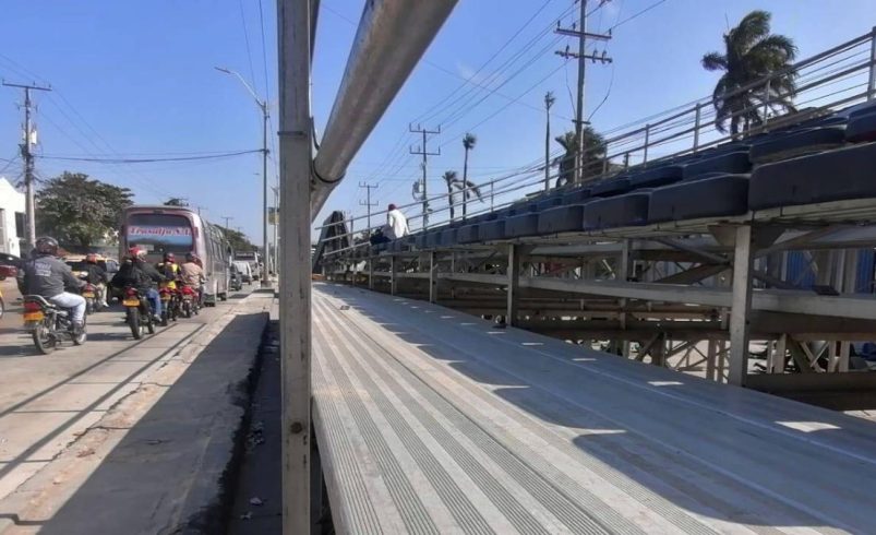 Vía 40 cambia de ritmo por Carnaval; desvíos en Transmetro y pico y placa especial desde este lunes hasta el 19 de febrero

 – Tinta clara