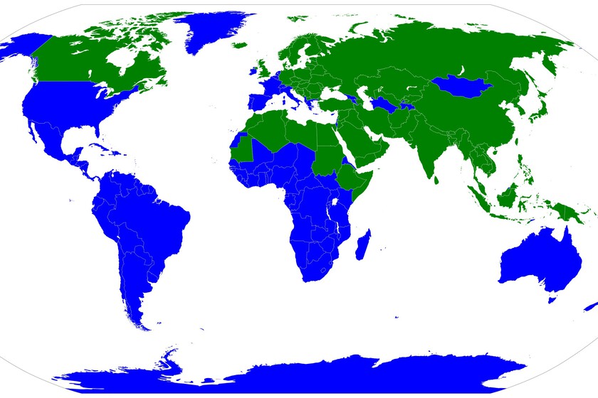 los que siguen esta costumbre japonesa y limpian menos en casa y los que no

 – Tinta clara