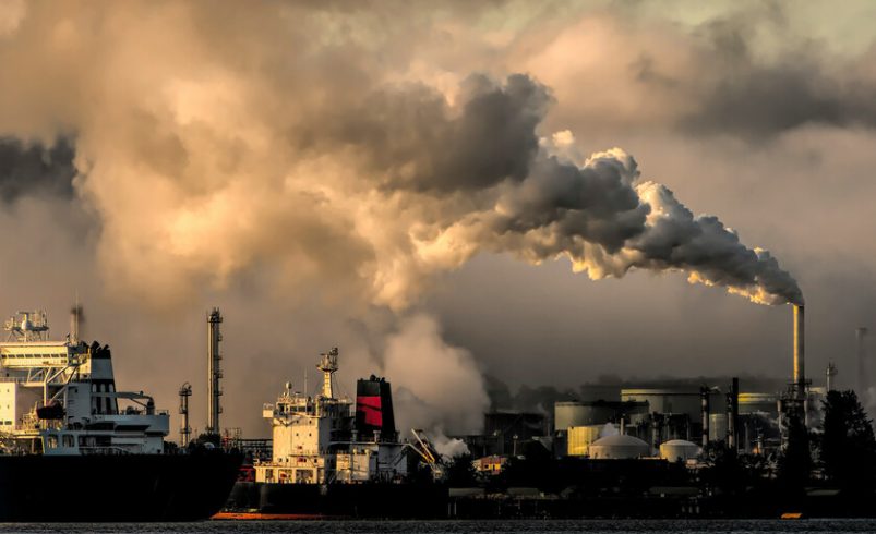 Queríamos coches eléctricos y paneles solares. El bloqueo de Ormuz nos ha devuelto a la era del carbón y la energía nuclear

 – Tinta clara