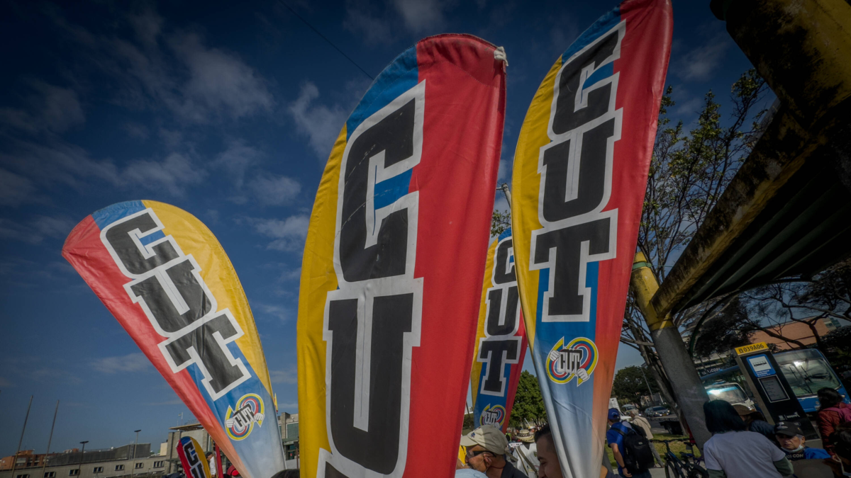 Claves del decreto que obliga a los trabajadores a financiar sindicatos aunque no formen parte de ellos

 – Tinta clara