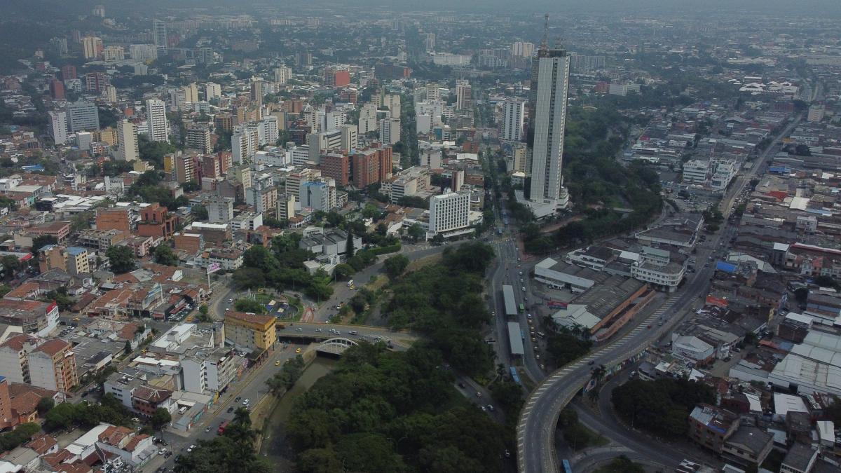 La Alcaldía de la capital del Valle presentará en junio ante el Concejo un proyecto de acuerdo sobre el nuevo POT y aspira a archivar luego el distrito de Cali

 – Tinta clara