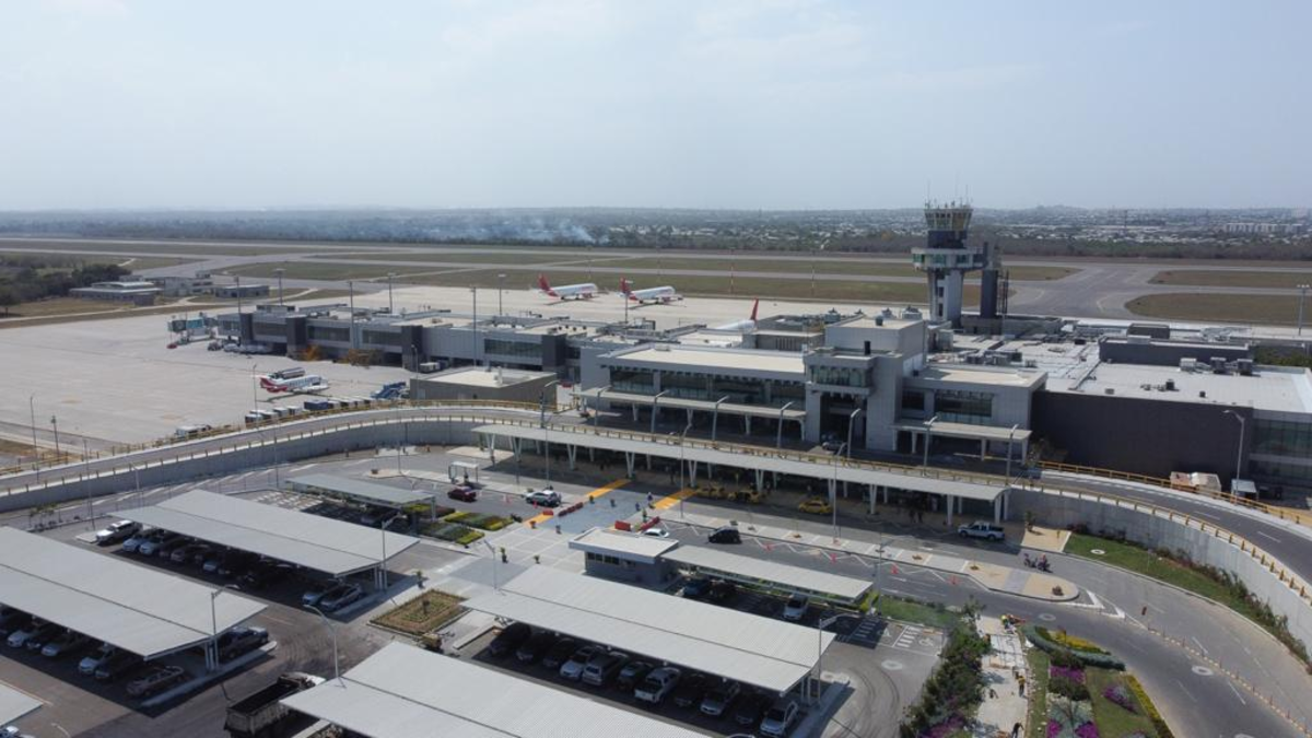 Aerocivil explica qué provocó la alerta de un presunto artefacto explosivo en el Aeropuerto Ernesto Cortissoz de Barranquilla: ‘Equipo canino’

 – Tinta clara