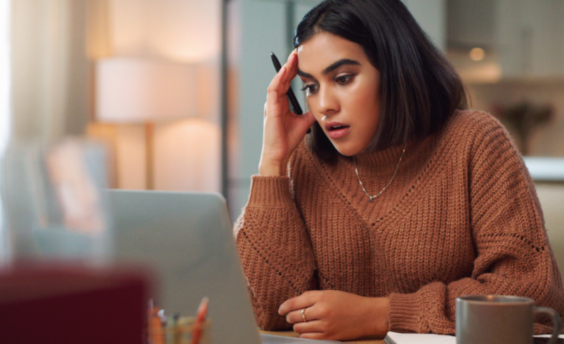 Pasos para revisar tu historial crediticio.

 – Tinta clara