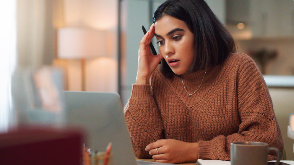 Pasos para revisar tu historial crediticio.

 – Tinta clara