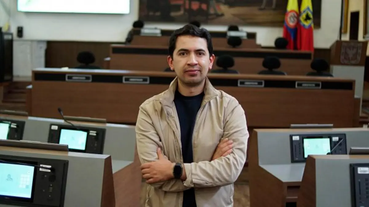 Daniel Briceño: testarudo, valiente… ¡y ruidoso!

 – Tinta clara